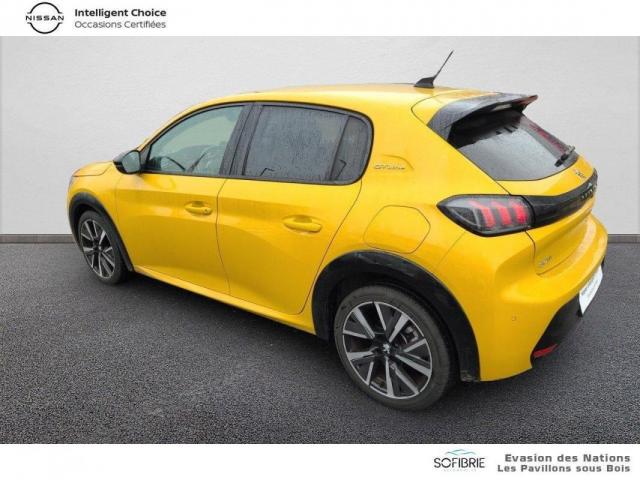 Peugeot 208 image 6