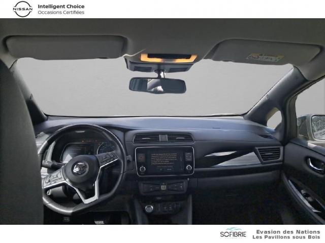 Nissan Leaf image 2