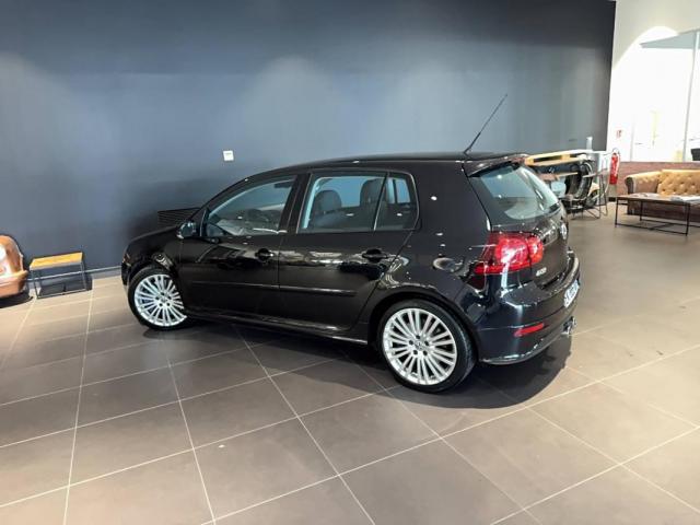 Volkswagen Golf R image 1