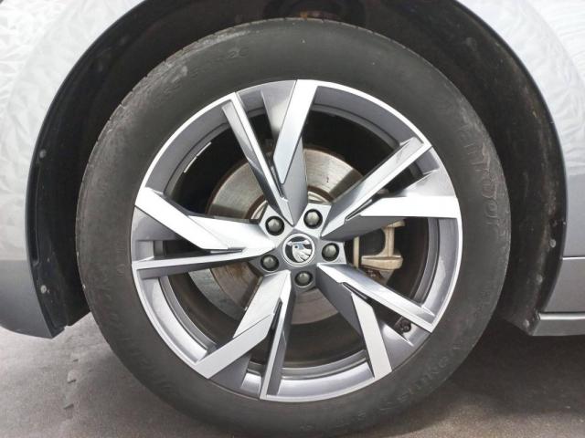 Skoda Enyaq image 5