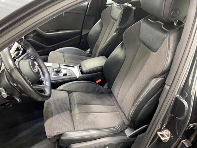 Audi A4 image 2