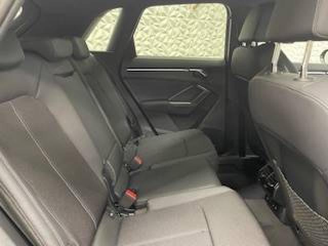 Audi Q3 image 1