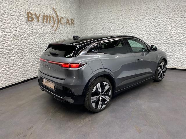Renault Mégane E-Tech image 9
