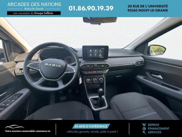 Dacia Sandero image 8