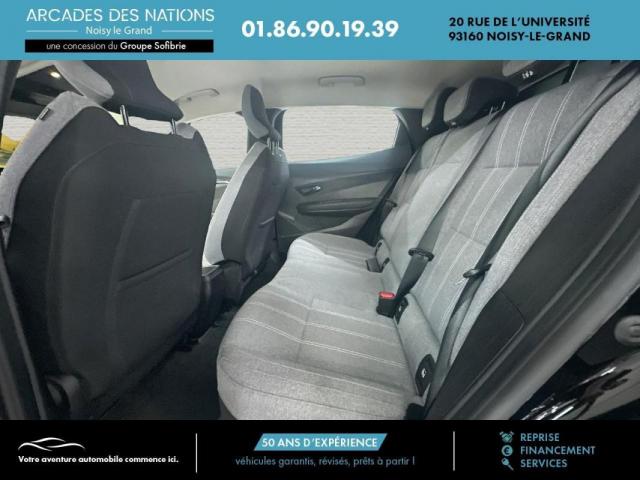 Renault Mégane E-Tech image 2