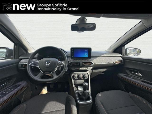 Dacia Sandero image 8