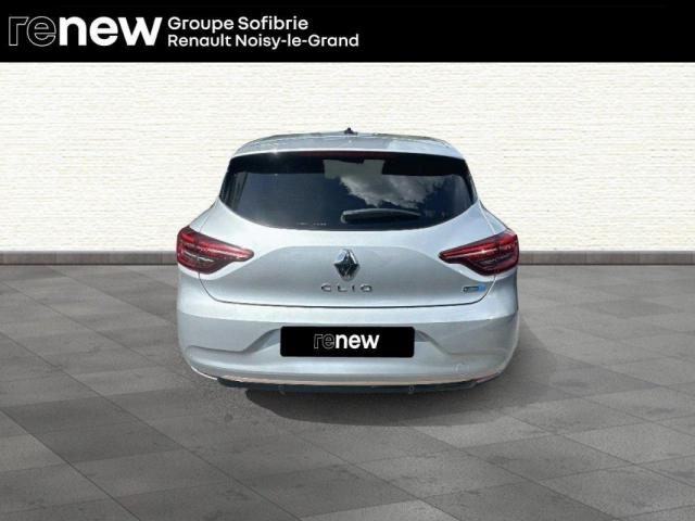 Renault Clio image 9