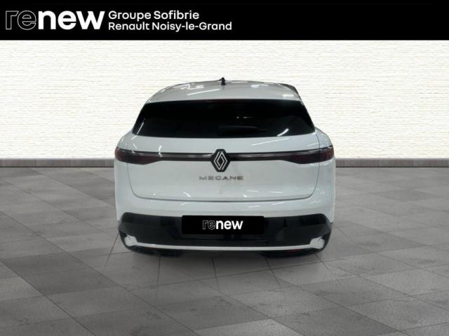 Renault Mégane E-Tech image 6