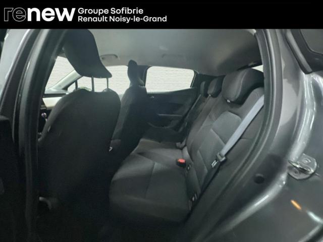 Renault Clio image 9