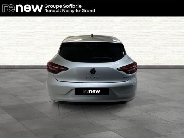 Renault Clio image 9