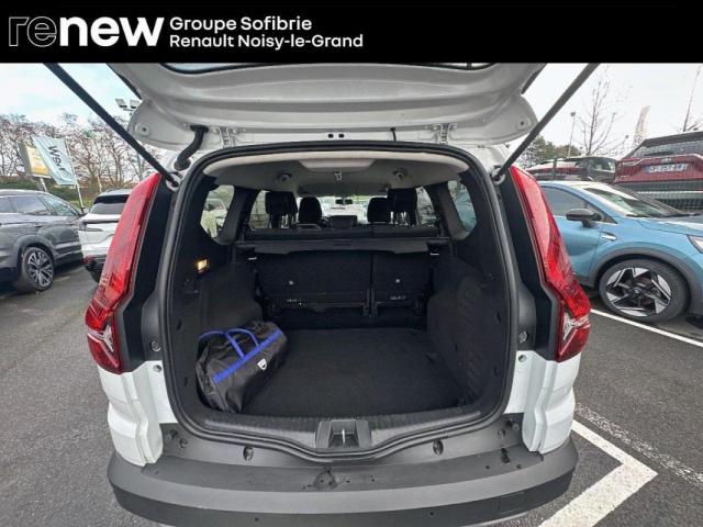 Dacia Jogger image 1