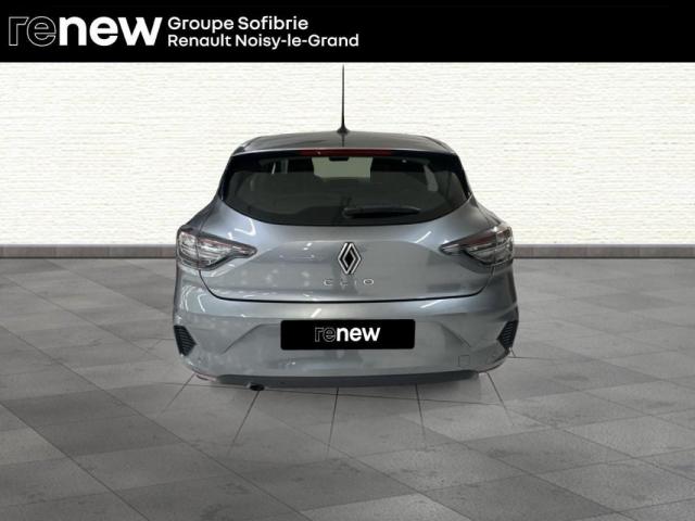 Renault Clio image 9