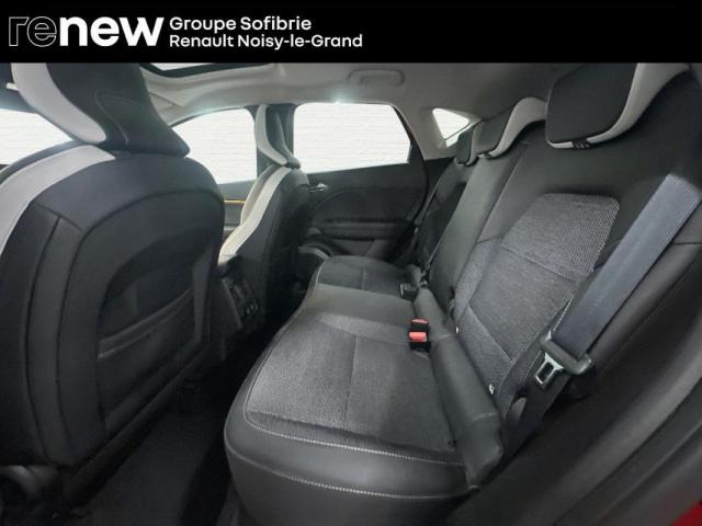 Renault Captur image 2