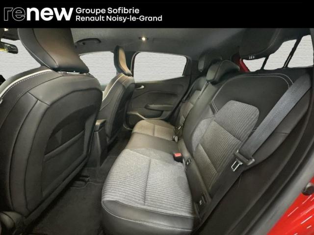 Renault Clio image 8