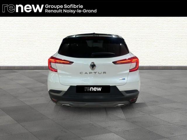 Renault Captur image 2