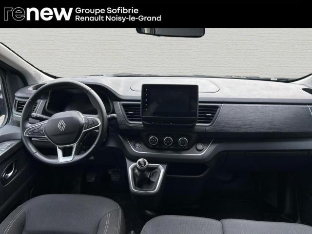 Renault Trafic image 8