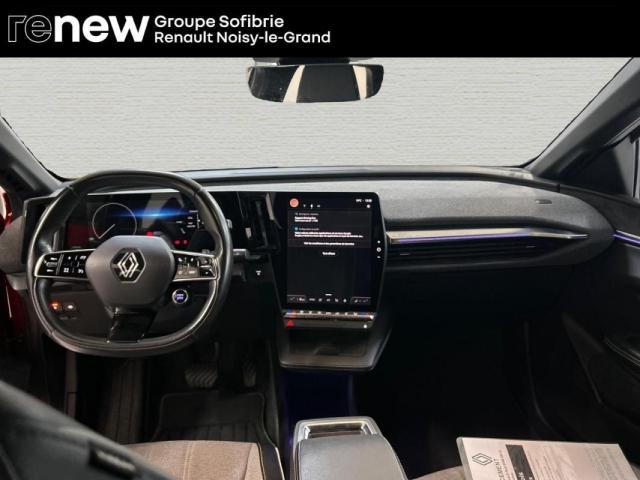 Renault Mégane E-Tech image 1