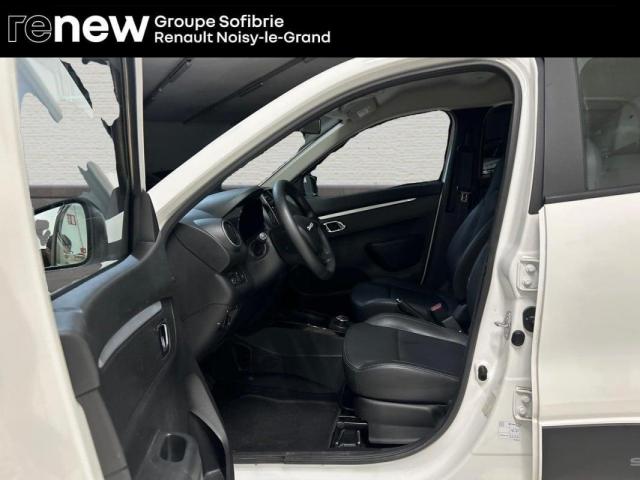 Dacia Spring image 8