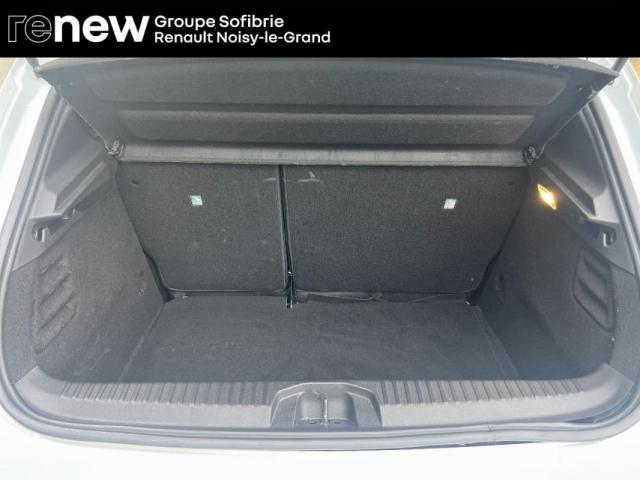 Renault Clio image 9