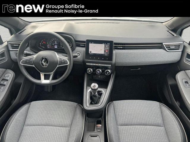 Renault Clio image 8