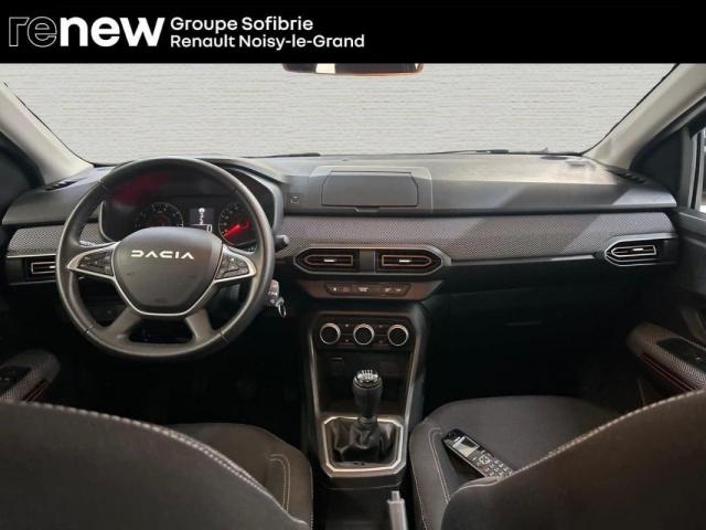 Dacia Sandero image 4