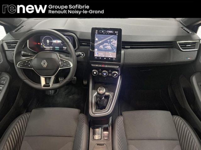 Renault Clio image 2