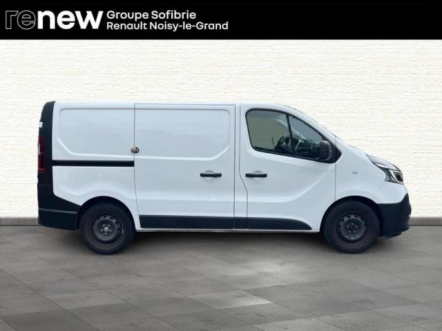 Renault Trafic image 8