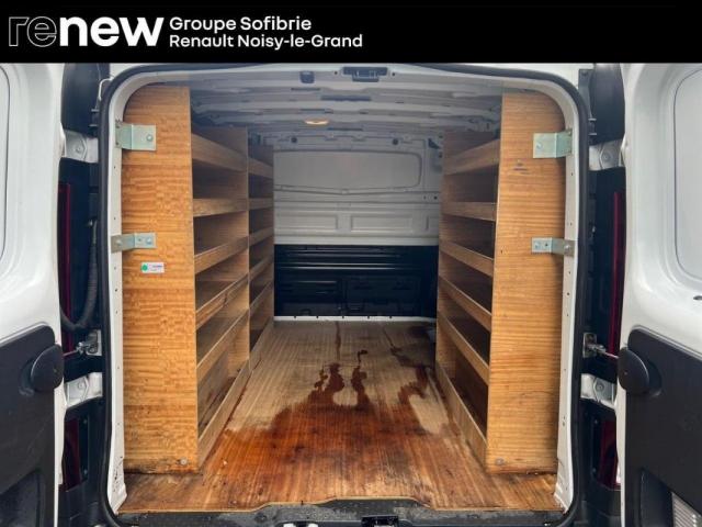 Renault Trafic image 2