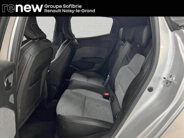 Renault Clio image 8