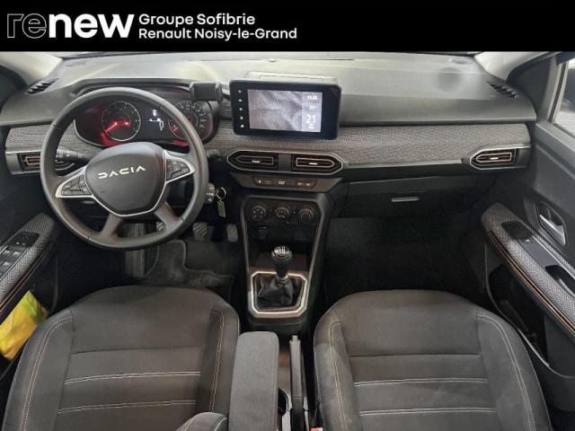 Dacia Sandero image 9