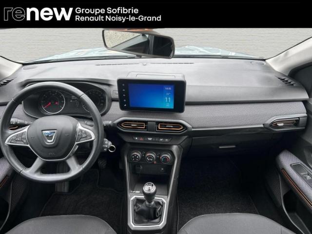 Dacia Sandero image 8