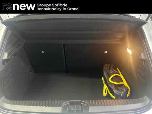 Renault Clio image 9