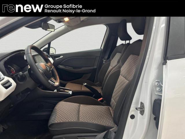 Renault Clio image 8