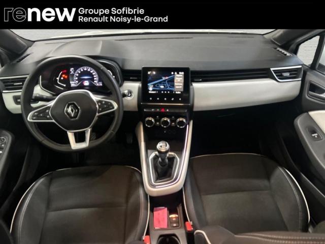 Renault Clio image 8