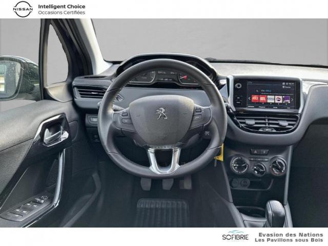 Peugeot 208 image 2