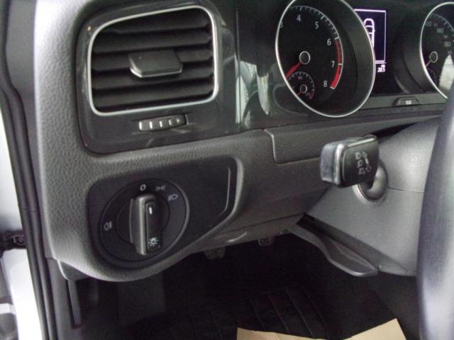 Volkswagen Golf image 2
