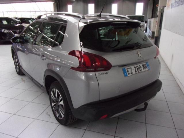 Peugeot 2008 image 5