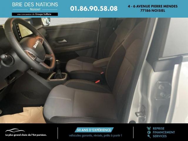 Dacia Sandero image 6
