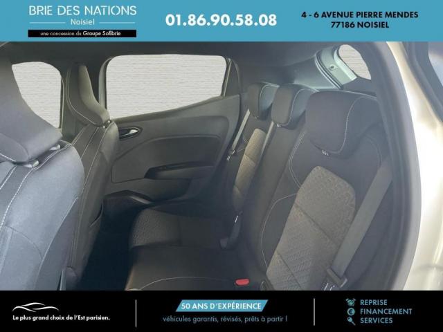 Renault Clio image 6