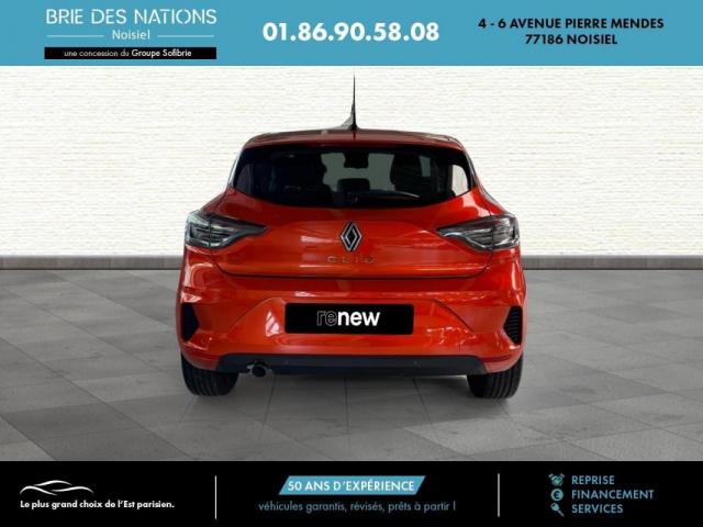 Renault Clio image 9