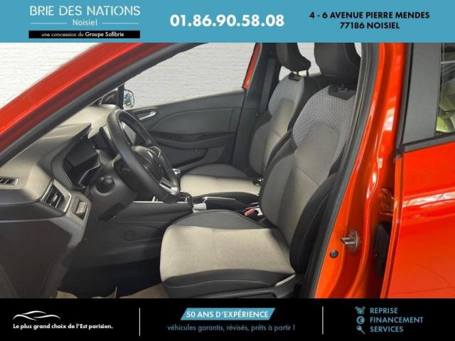 Renault Clio image 6