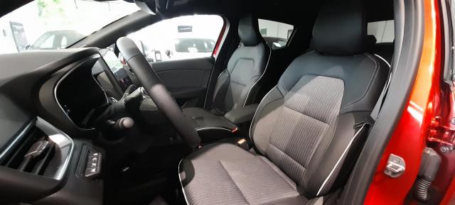 Mitsubishi Colt image 5
