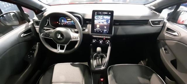 Mitsubishi Colt image 9
