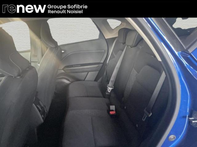 Renault Captur image 8