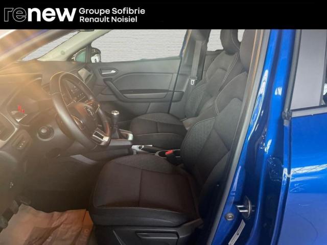 Renault Captur image 9