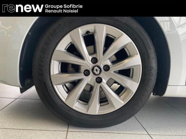 Renault Clio image 9