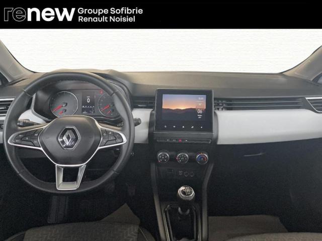 Renault Clio image 8