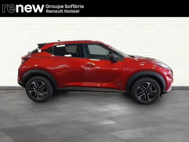 Nissan Juke image 9