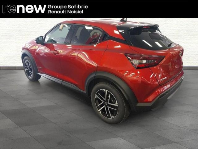 Nissan Juke image 7