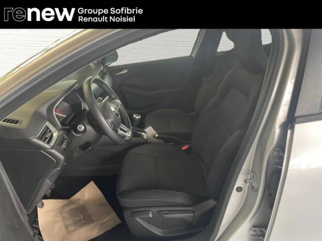 Renault Clio image 6